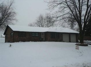 3380 Lookout Dr, Rockford, IL 61109