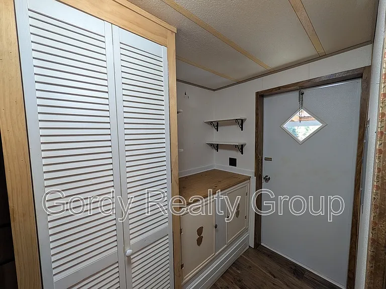 6511 Blue Springs Rd — Photo 10