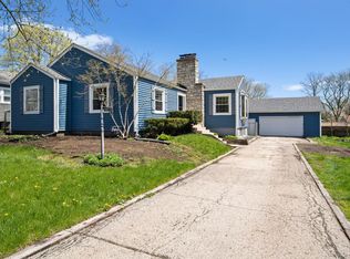 303 S Morgan Ave, Wheaton, IL 60187