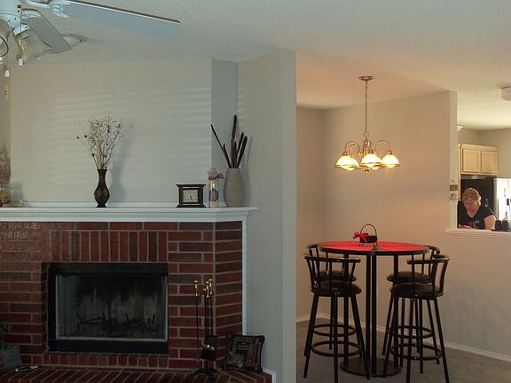 Living/Dining Area