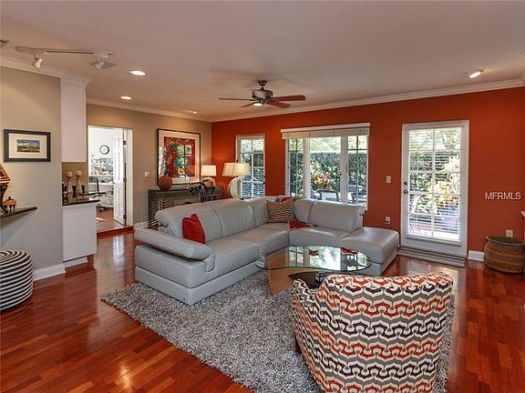 3rd image of 2666 Lake Shore Dr