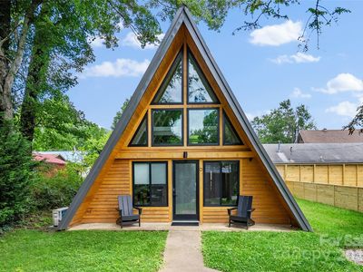 11 Frame Aly #A, Black Mountain, NC, 28711