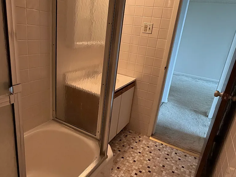 1030 E Lancaster Ave #910 — Photo 23