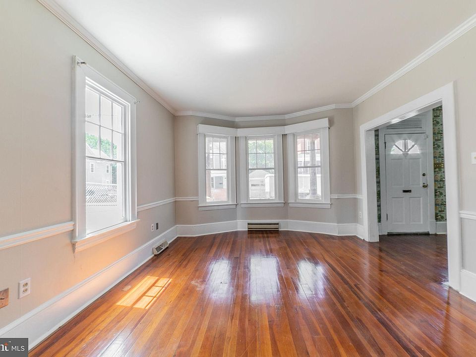 208 Porter Ave, Martinsburg, WV 25401 MLS WVBE2018888 Zillow