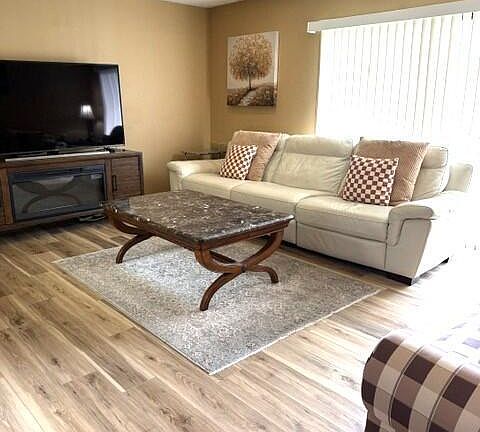 2nd image of 401 Sunshine Ct #401