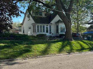 1007 7th St, Corning, IA 50841