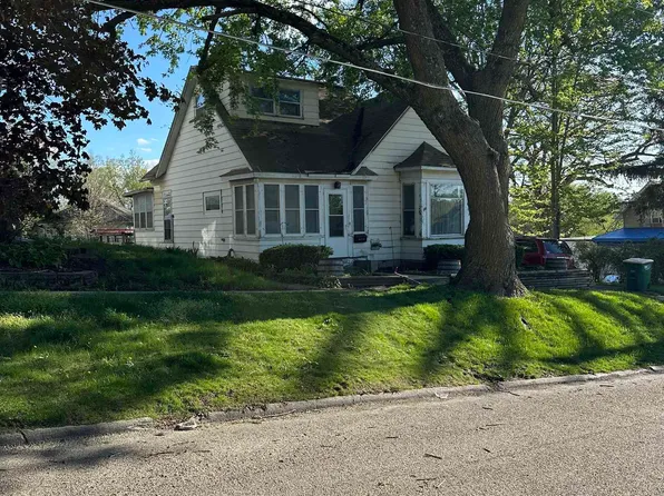 1007 7th St, Corning, IA 50841