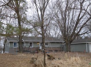 15411 Little Lake Rd, Center City, MN 55012