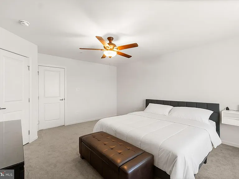 5758 Barts Way — Photo 7