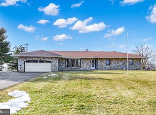 5563 Sheller Rd, Chambersburg, PA 17202