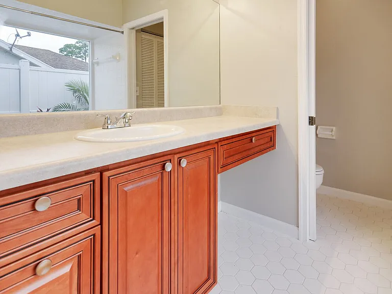 13515 Northumberland Cir — Photo 12