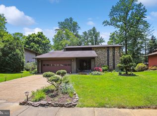 5209 Bradfield Dr, Burke, VA 22015