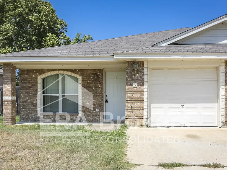 203 Dale Earnhardt Dr #A — Photo 2