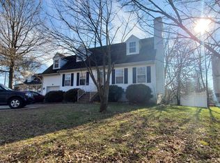 70 Glen Echo Ave, Swedesboro, NJ 08085