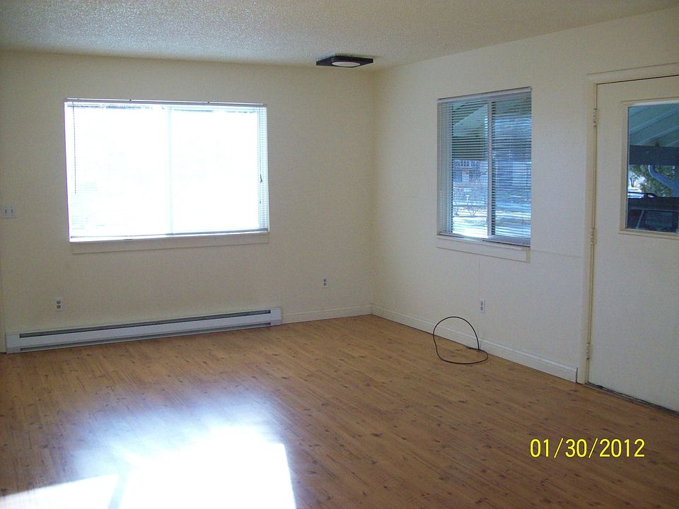 2nd image of 319 Bain Ln