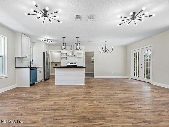5th image of 8050 SANTILLO Drive