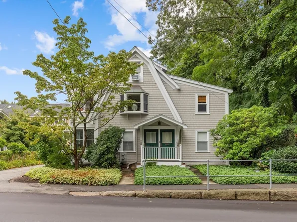 15 Grant St, Lexington, MA 02420