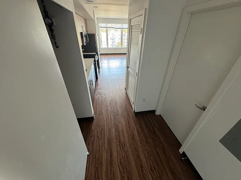 Mysa Apartments — Photo 25