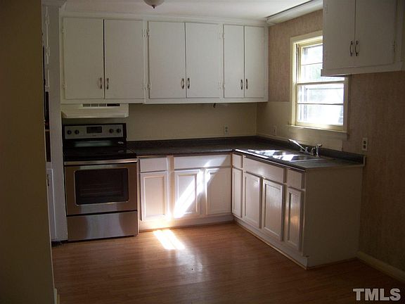 4th image of 4106 Sunny Ct
