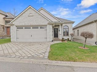 2615 Colonel Talbot Rd #4, London, ON N6K5B4