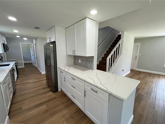 2nd image of 343 Ellison Ave