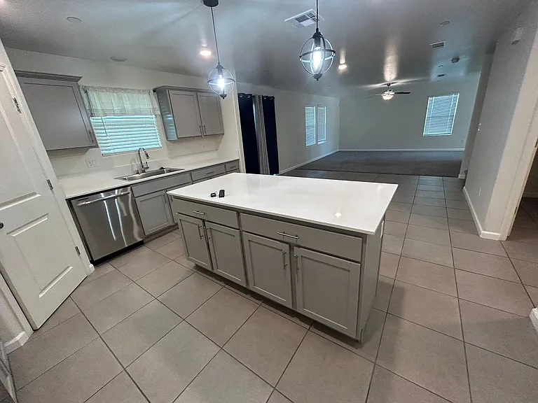 2249 Hough Ave — Photo 11
