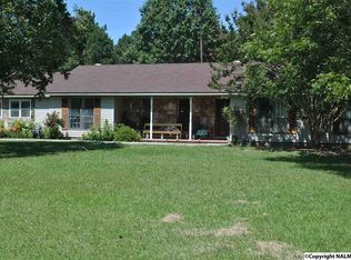 2001 Indian Hills Rd NE, Hartselle, AL 35640