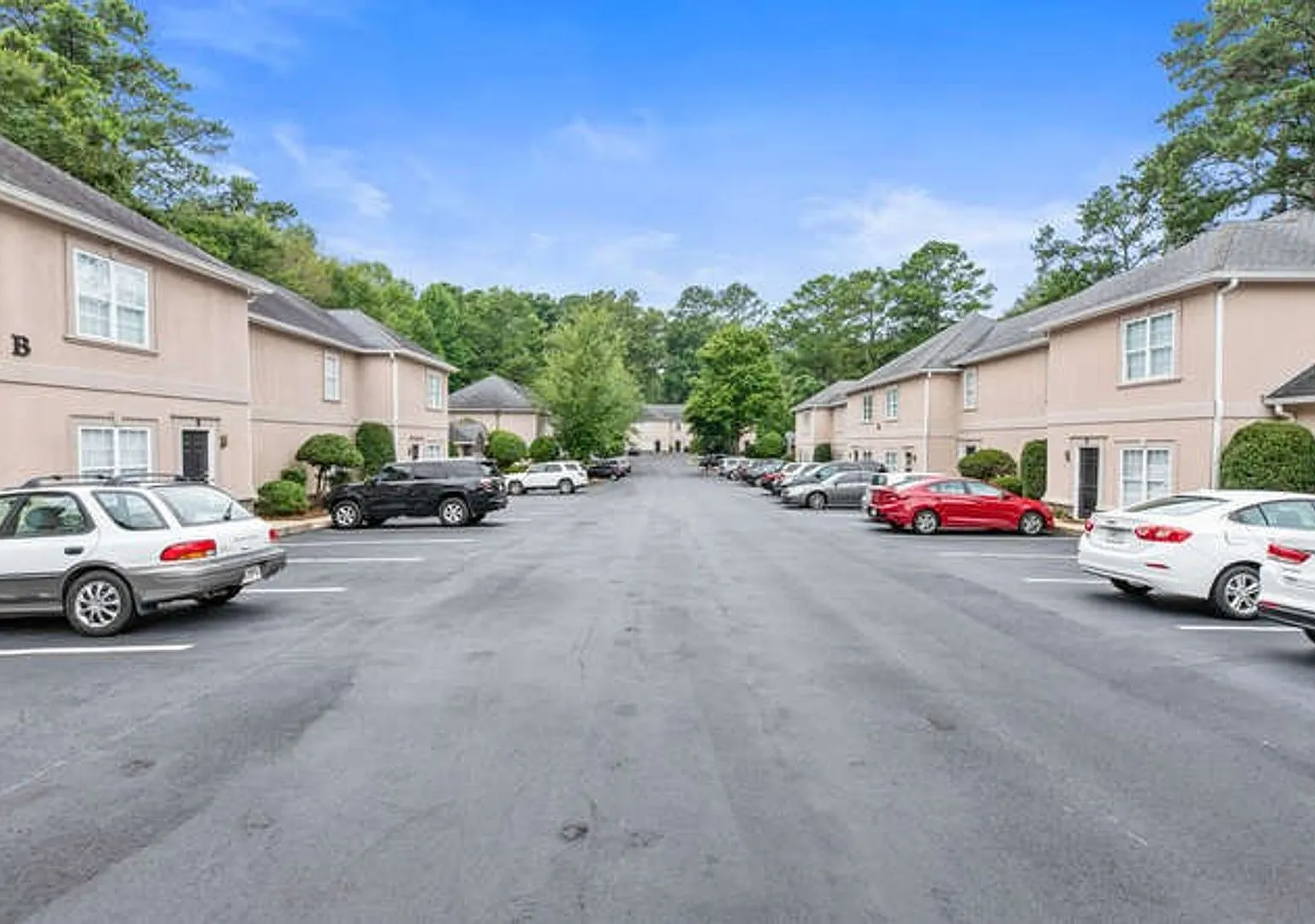 Millstone Townhomes — Photo 3