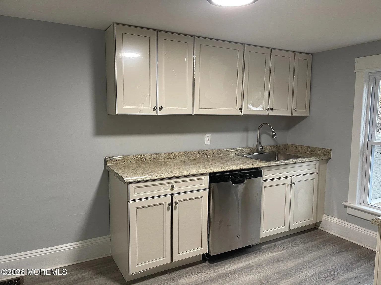 4 bed, $2,500 — Photo 3