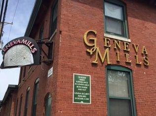 1117 Douglas Ave APT 201, North Providence, RI 02904