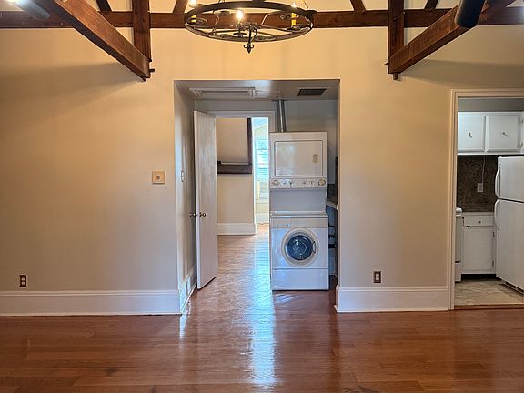 3rd image of 1117 Royal St APT 5