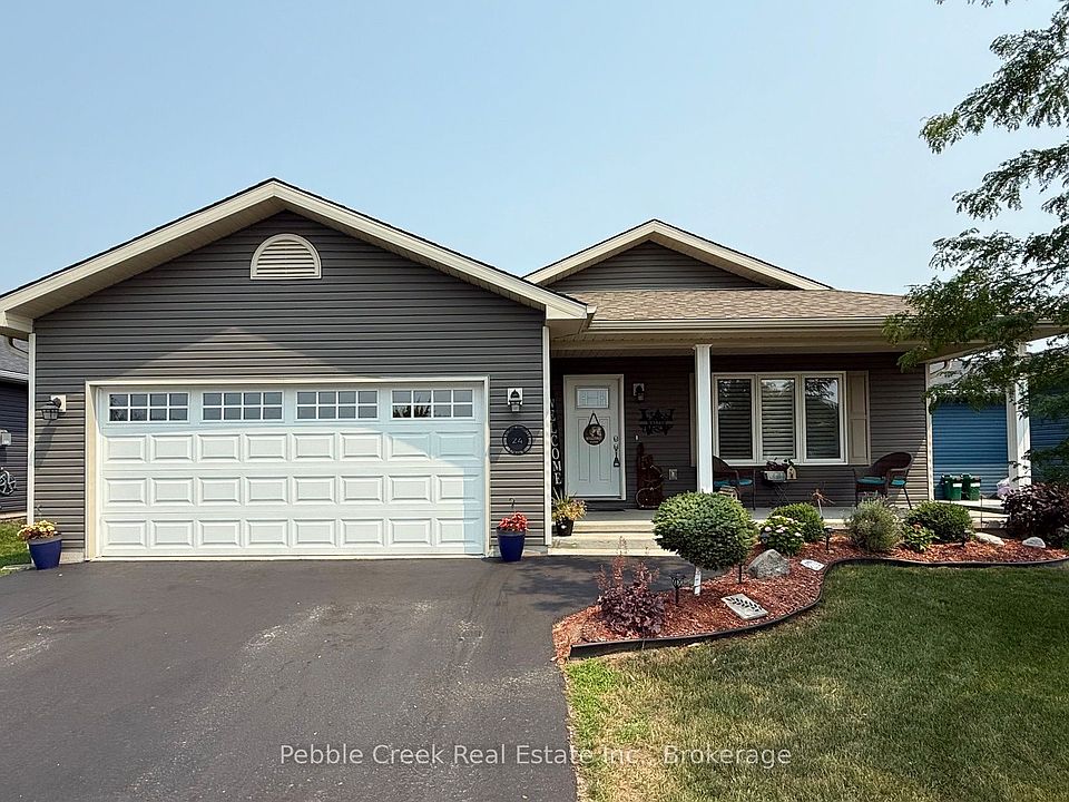 1st image of 24 Huron Heights Dr