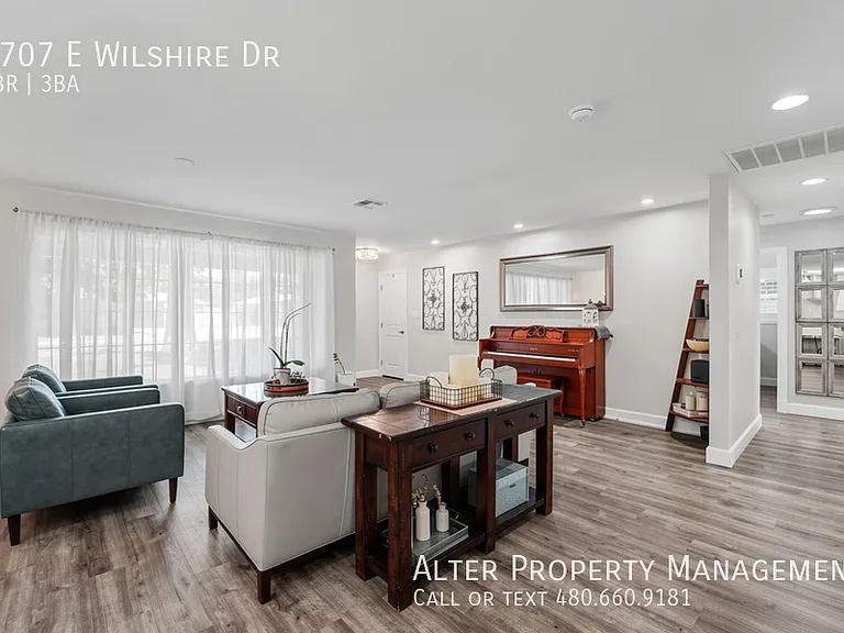 4707 E Wilshire Dr — Photo 3