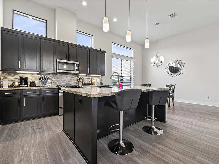 4104 Marina St — Photo 15