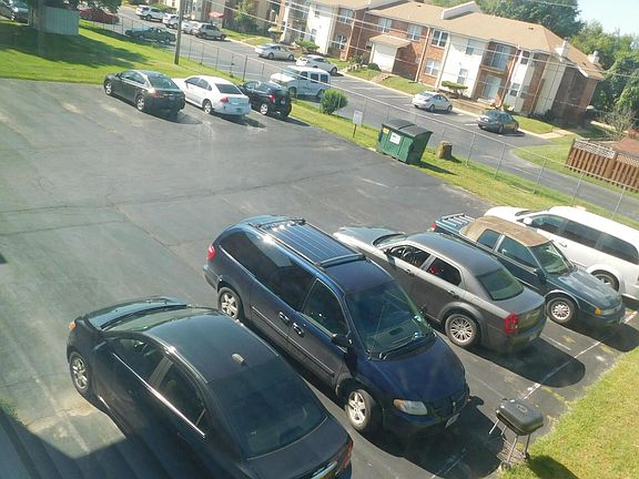 2nd image of 752 Thompson Dr