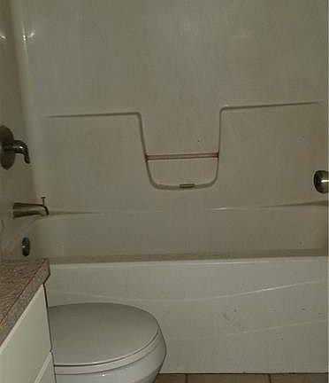 5th image of 2401 Xelda Ave N
