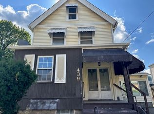 439 4th Ave, New Kensington, PA 15068