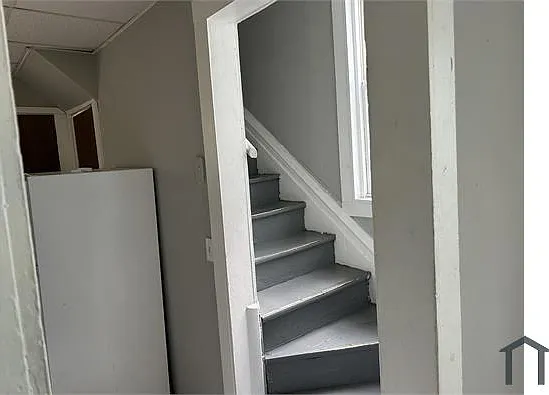 144 Rohr St — Photo 7