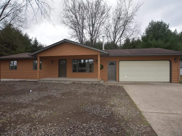 N4123 15th Dr, Wautoma, WI 54982