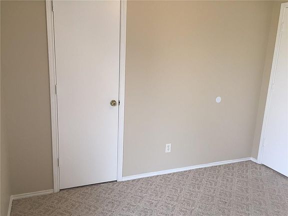 5th image of 3809 Indian Wells Dr