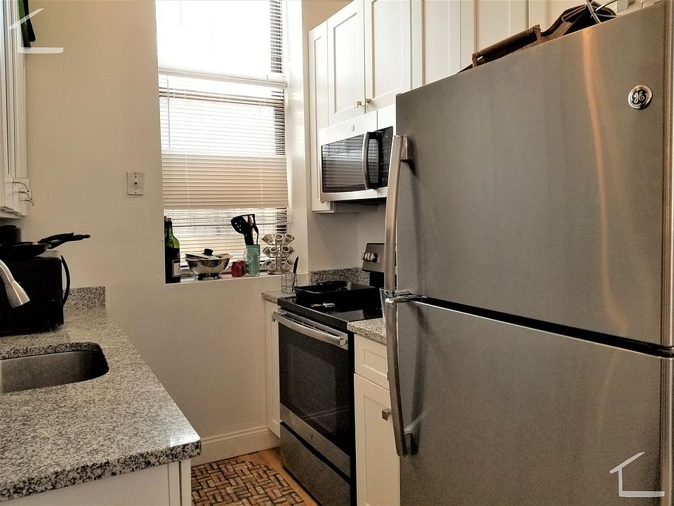 1st image of 165 Northampton St #1M
