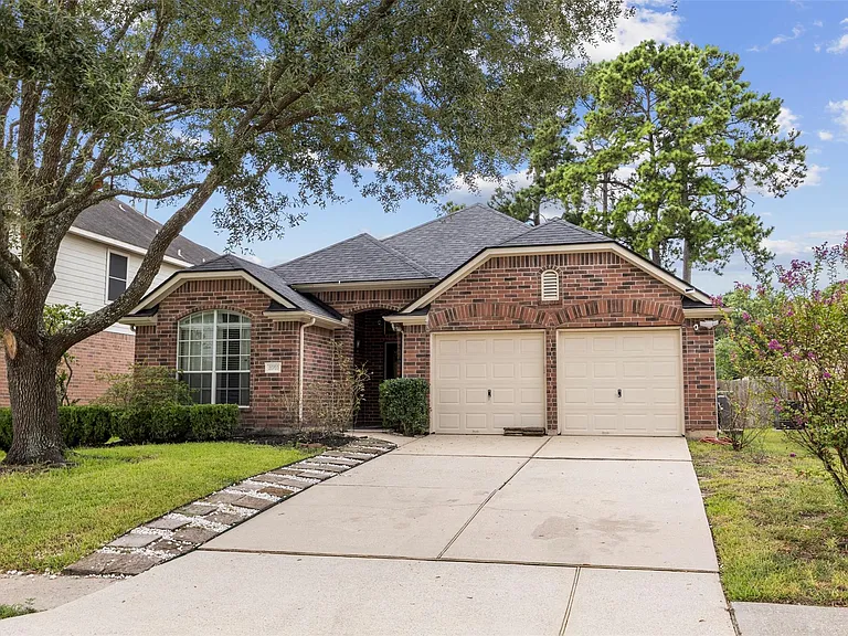 20703 Louetta Woods Dr — Photo 1