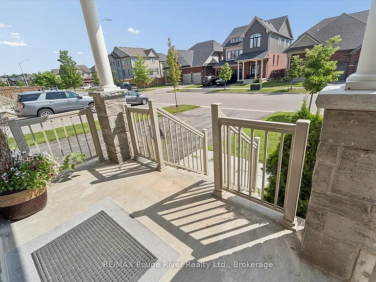 12 Bill Hutchinson Cres — Photo 5