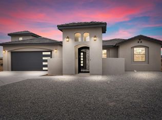 412 5th St NE, Rio Rancho, NM 87124