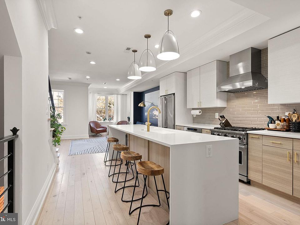 1st image of 1132 Columbia Rd NW #3