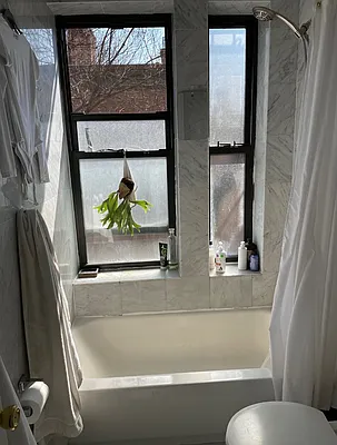 Rented by Living New York | media 16