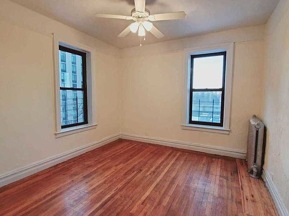 4th image of 2721 Morris Ave APT 2D