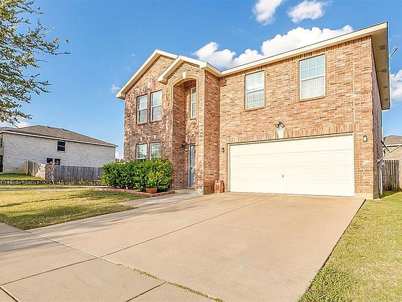 2nd image of 8015 Stowe Springs Ln