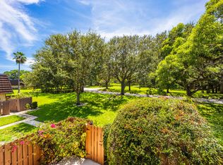 6117 SE Riverboat Dr, Stuart, FL 34997