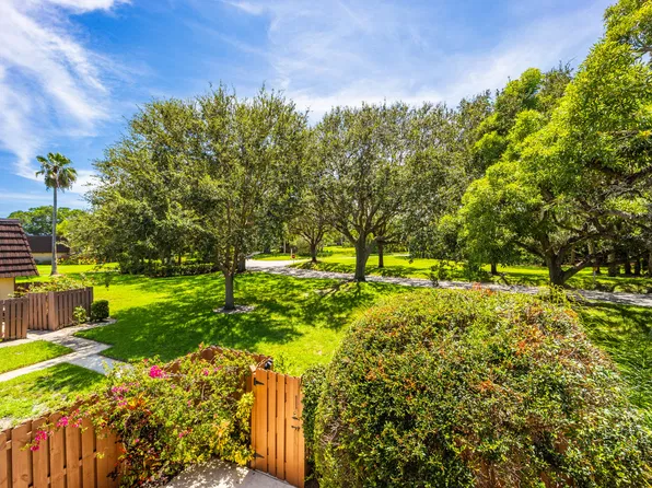 6117 SE Riverboat Drive, Stuart, FL 34997